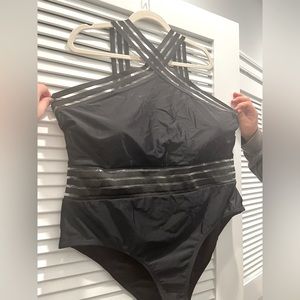NWT Meet Curve Cross Top Black Swimsuit 4X